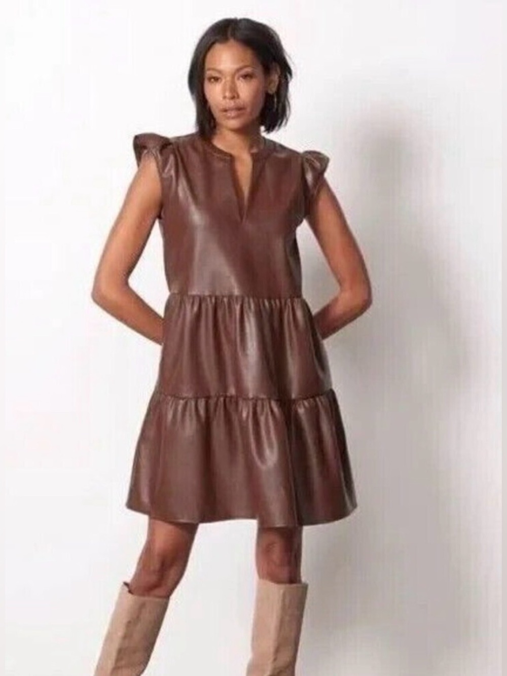 Evereve Chocolate Brown Sleeveless Tiered V-Neck Dress, Faux Leather, XS